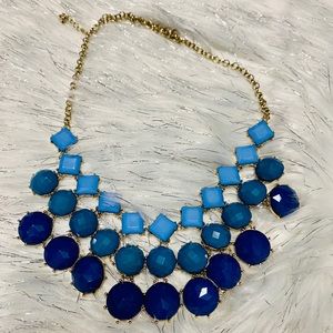 Statement necklace